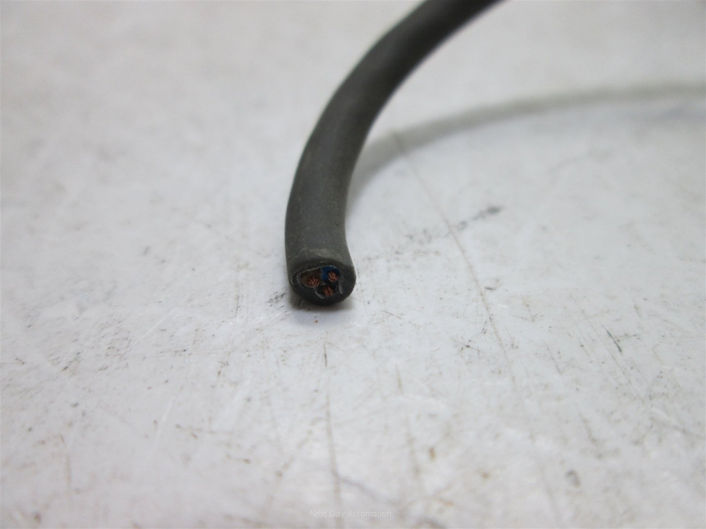 Used Omron E2F-X1R5E1 Inductive Sensor, 1.5mm Sensing Distance, Voltage: 10-30VDC