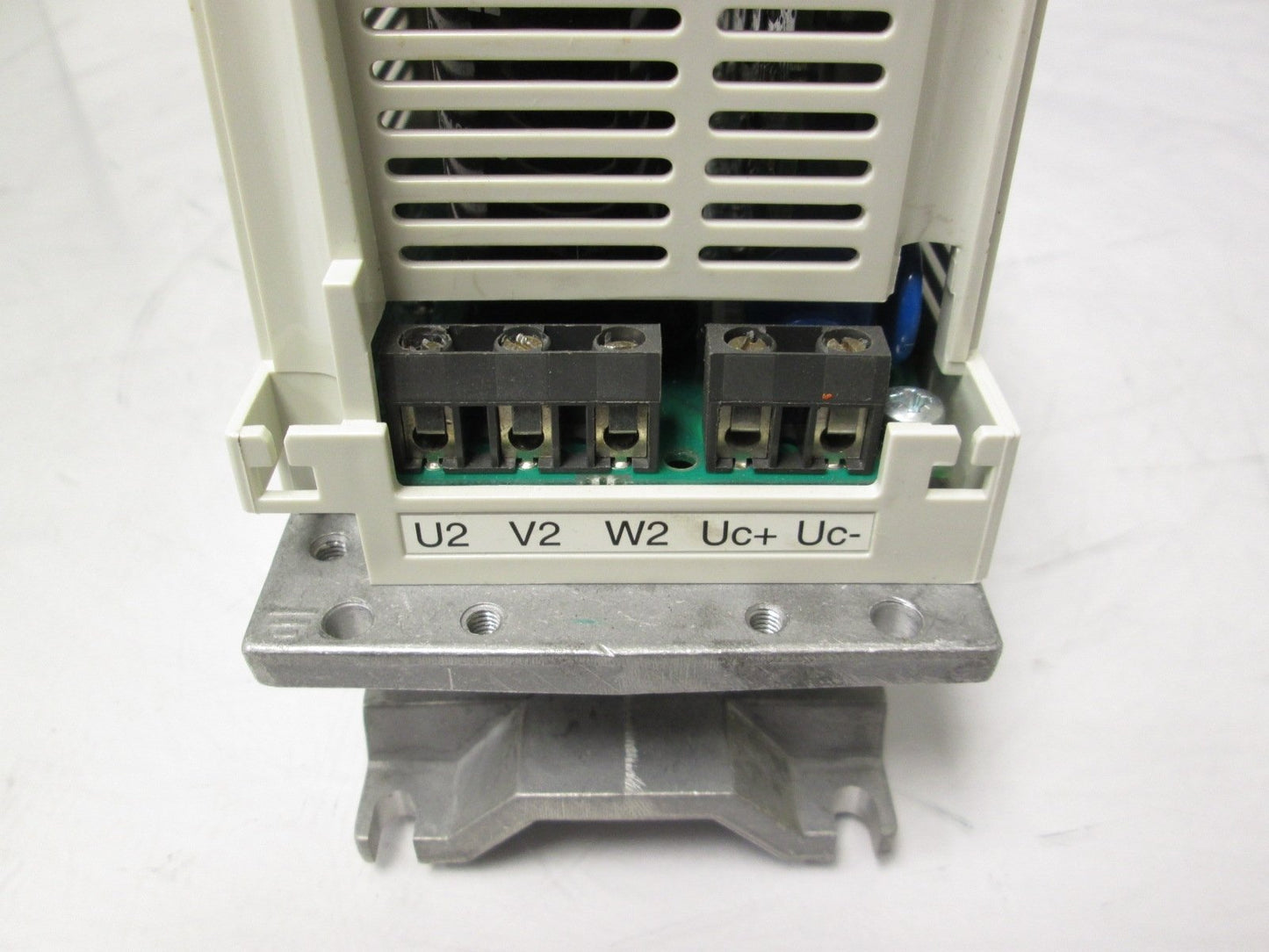 Used ABB ACS 143-K75-1-U General Purpose VFD 200-240VAC 3.2A 3PH *Missing Cover*