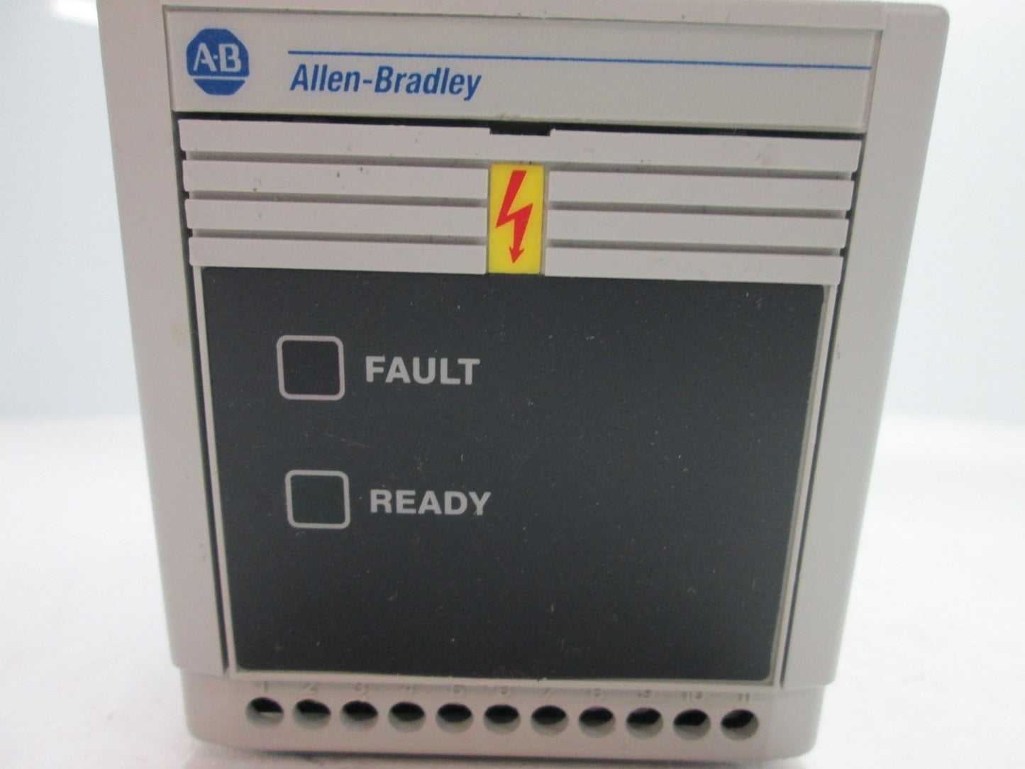 Used Allen-Bradley 160S-AA02NPS1 SerA Variable Frequency Drive 200-240VAC 0.37kW .5HP