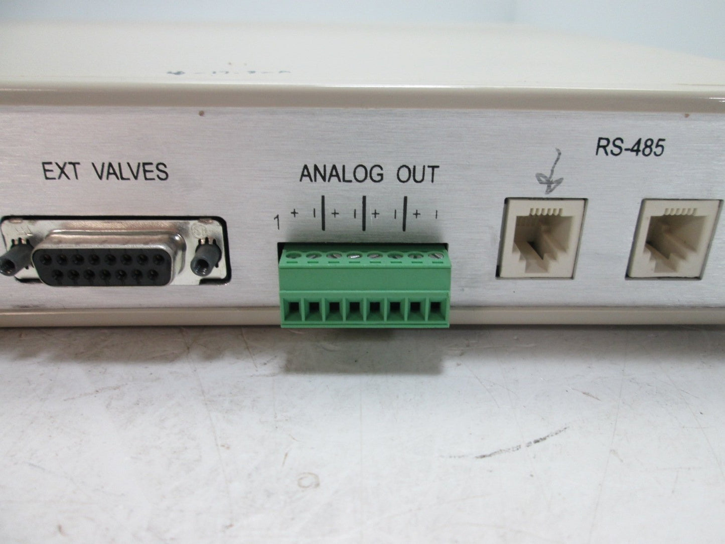 Used OI Analytical EXTERNAL I/O Expansion Module, 8x Relay Outputs (4x N/O, 4x N/C)