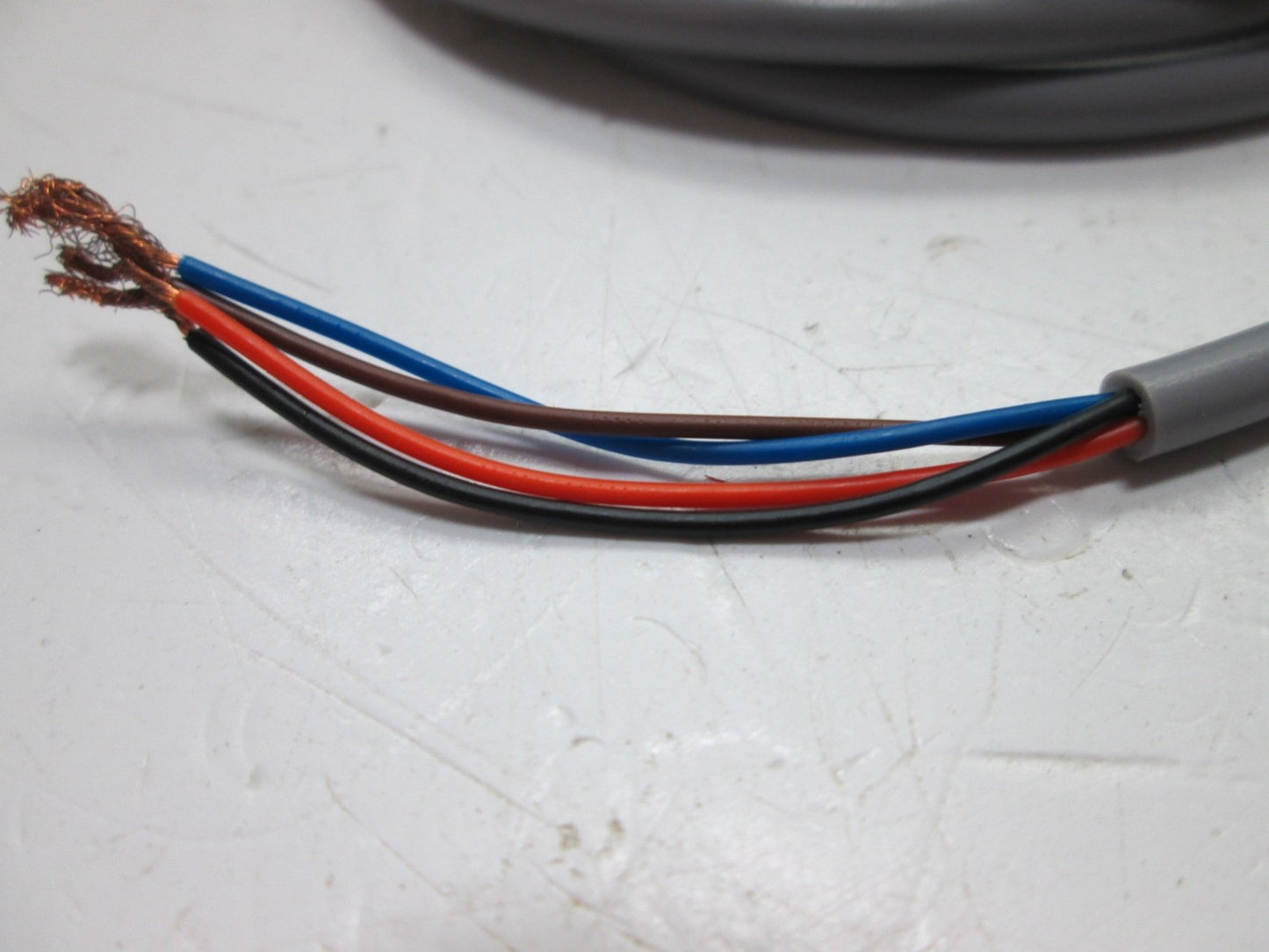 Used SunX FX-7P Sensitivity Setting Fiber Sensor, PNP Output, Voltage: 12-24VDC