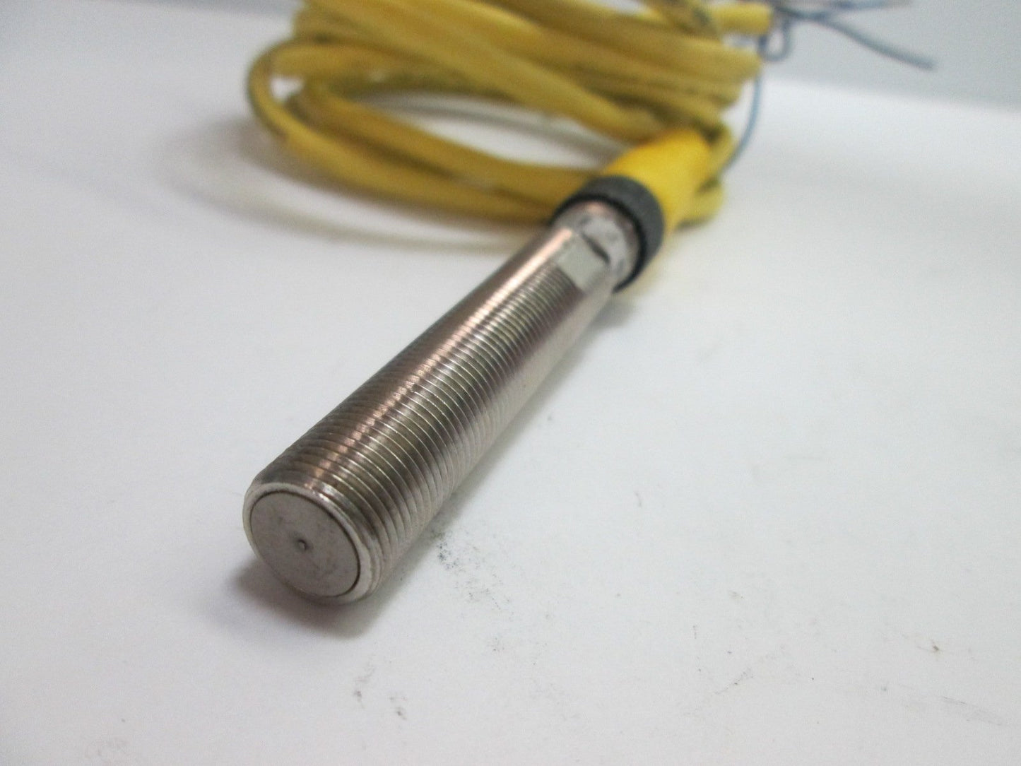 Used Omron E2E2-X2B1-M1 Inductive Proximity Sensor, Voltage: 12-24VDC, Range: 2mm