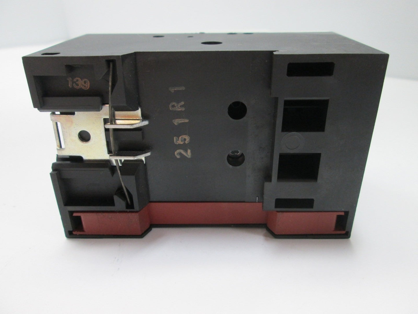 Used Siemens 3VU1300-1TF00 Manual Motor Starter, 3-Pole, Current Range: 0.6-1A