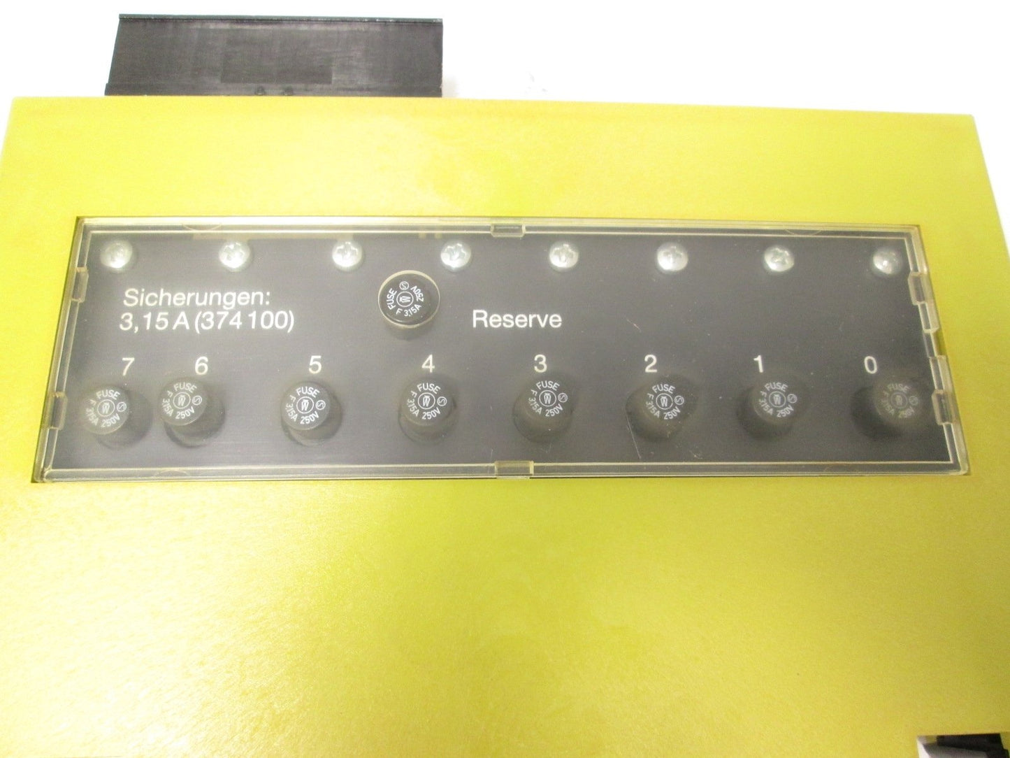 Used Pilz C-P8-A20S 306127 Output Module 21-28V 8 Channel