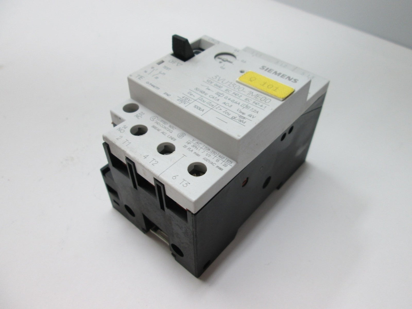 Used Siemens 3VU1300-1ME00 Manual Motor Starter, 3-Pole, Current Range: 0.4-0.6A