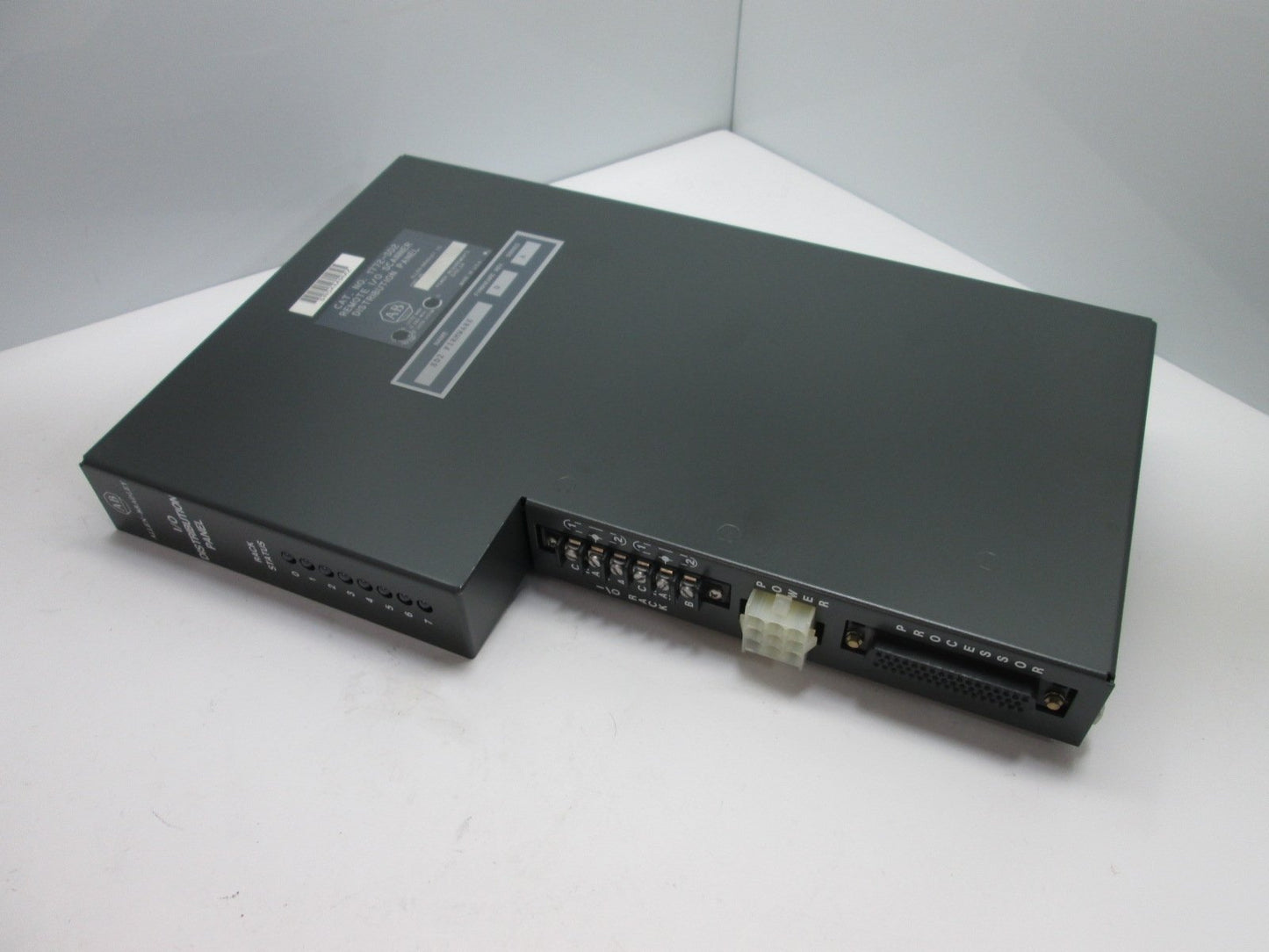 Used Allen Bradley 1772-SD2 Remote I/O Scanner Distribution Panel, Current: 2A Max