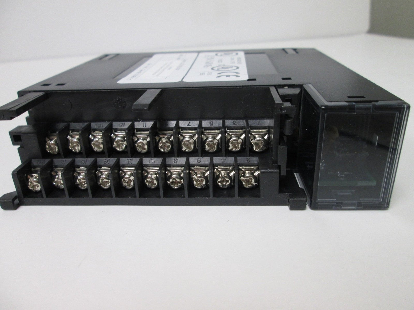 Used Horner GE Fanuc HE693ADC816D Analog Input Module 16-bit, 8-Ch, ñ10V Series 90-30