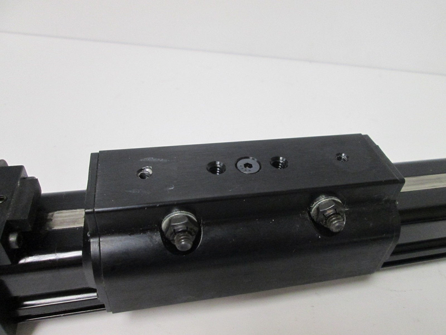 Used Tolomatic BCS10 SN02 SK3 LMI KT3 MRV231NXJ Screw Drive Actuator, 1" Bore