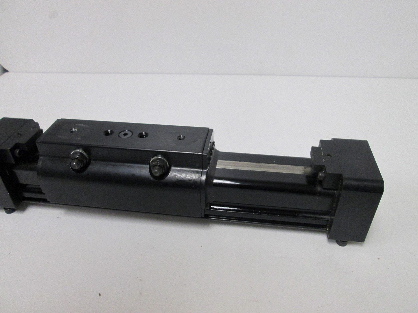 Used Tolomatic BCS10 SN02 SK3 LMI KT3 MRV231NXJ Screw Drive Actuator, 1" Bore