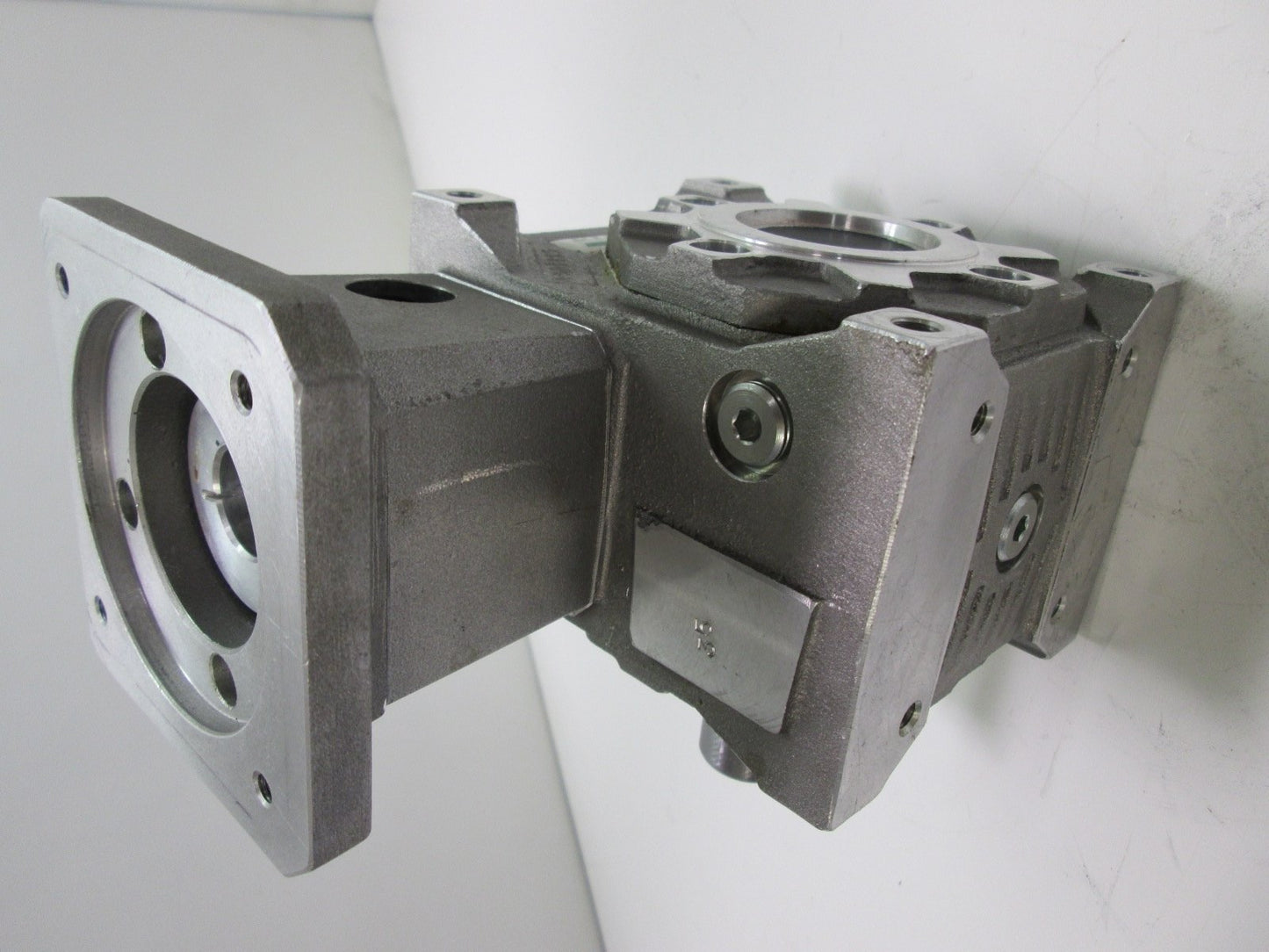 Used Girard Transmissions DB35B10.25I Gear Reducer Precision Gearhead .985 Shaft 10:1